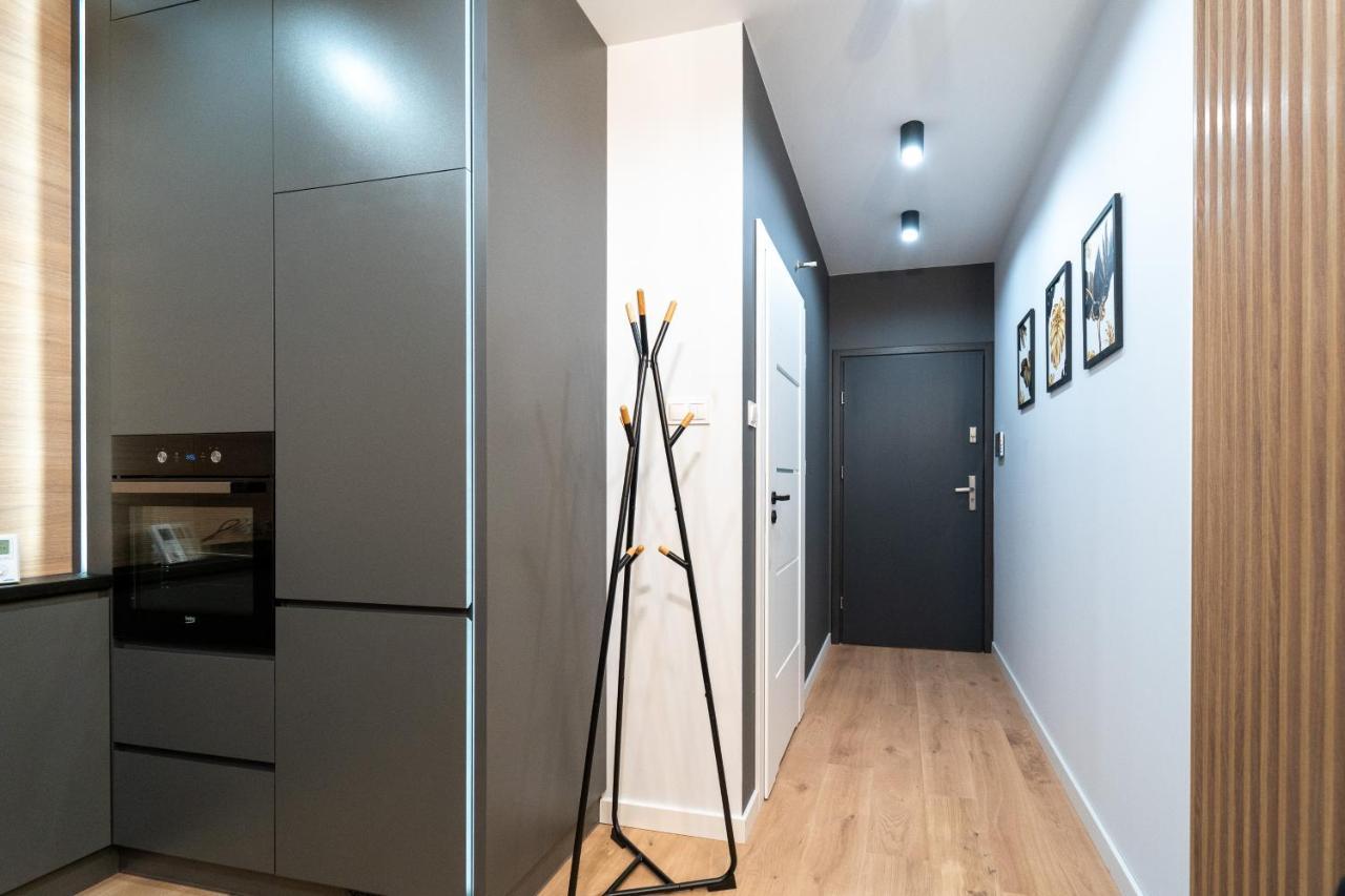 Panorama Capital Tito - 16 Pietro Apartment Rzeszow Bagian luar foto